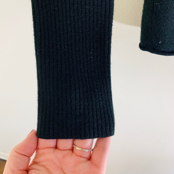 Black Take Out V-Neck Sweater; M - Picture 4 of 6